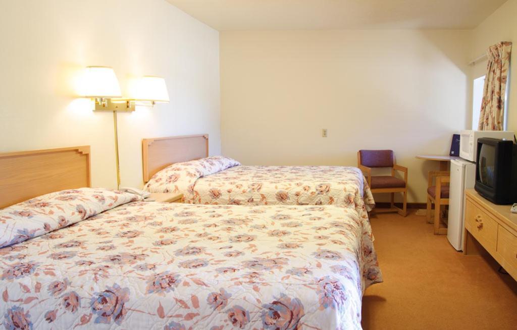 Dove Creek Inn Buitenkant foto