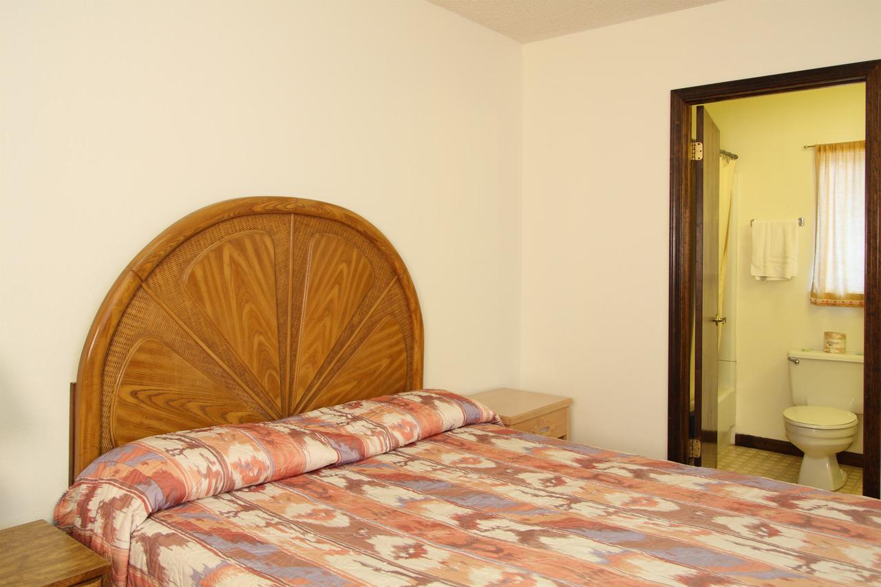 Dove Creek Inn Buitenkant foto