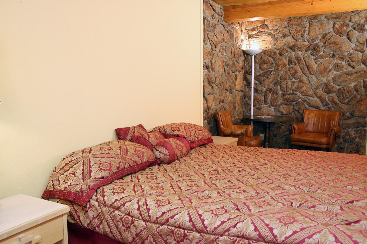 Dove Creek Inn Buitenkant foto